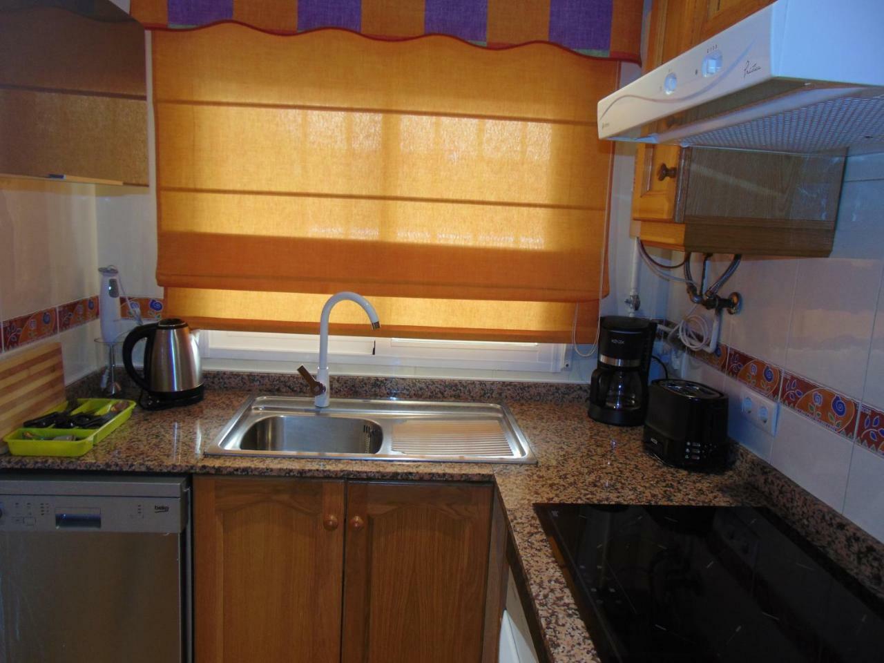 Apartamentos Varios Con 2 Dorm En Marina Dor , La Playa De Amplaries 47 , Vista Lateral Al Mar Оропеса дел Мар Екстериор снимка